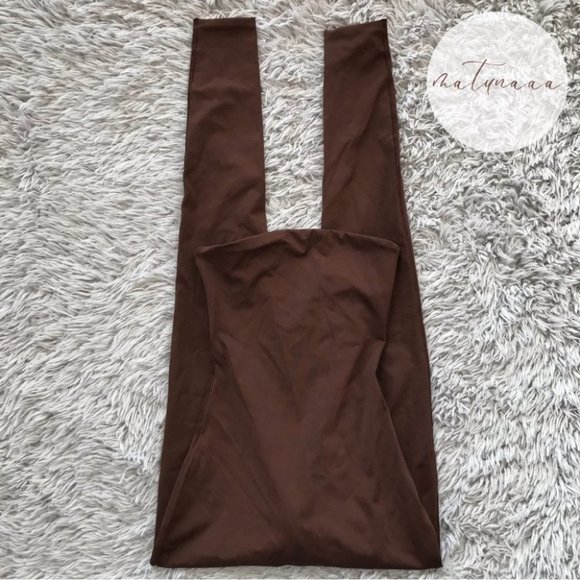 Skims All-In-One Strapless Onesie in Cocoa XXS - Picture 2 of 2